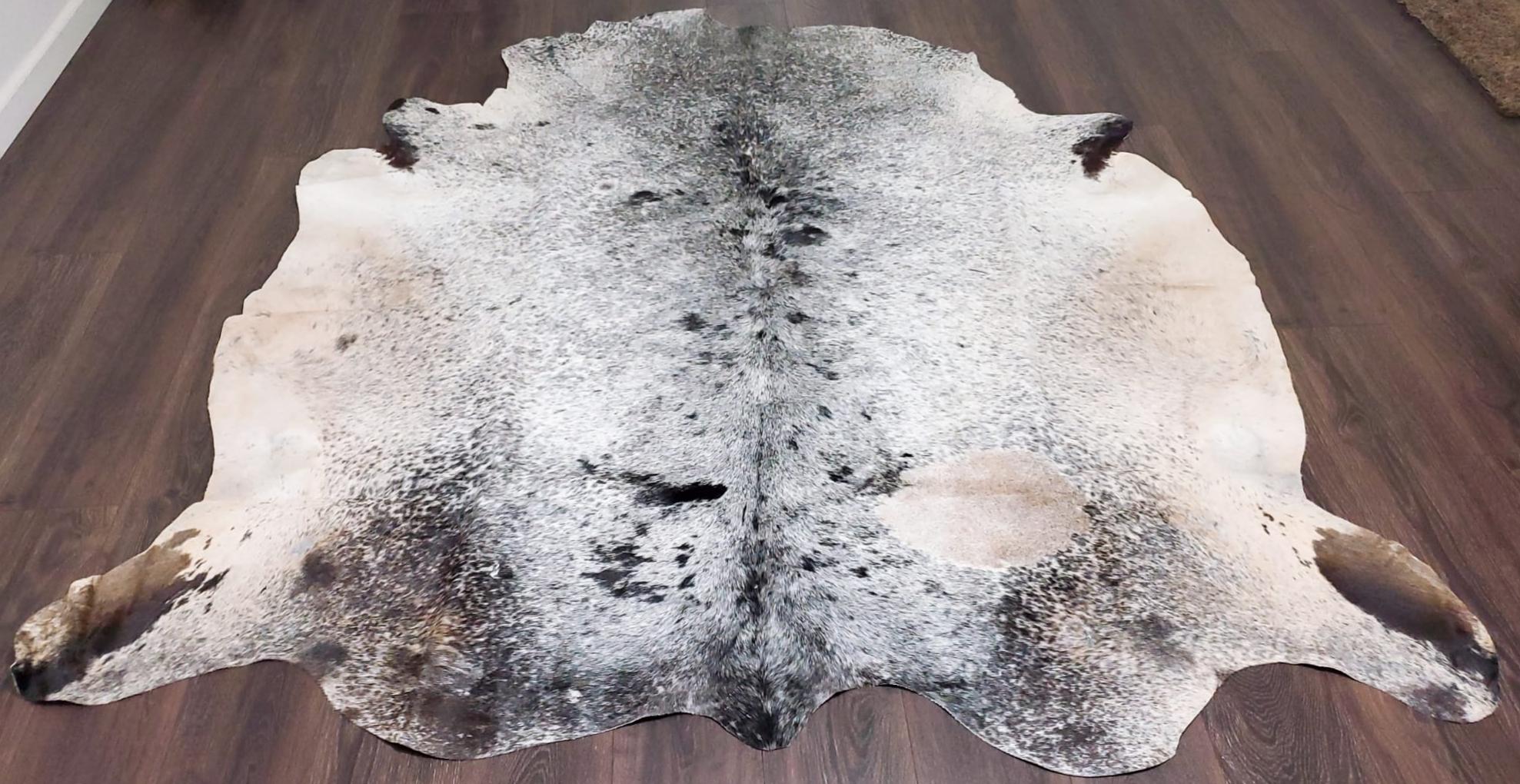 Premium Quality Real Tricolor Cowhide Rug Leather/ Cow Skin Area Rug Hair on Leather Hide 6.5 ft X 6.5 ft - 36 x 36 sq.ft Approx. (Tricolor 23)