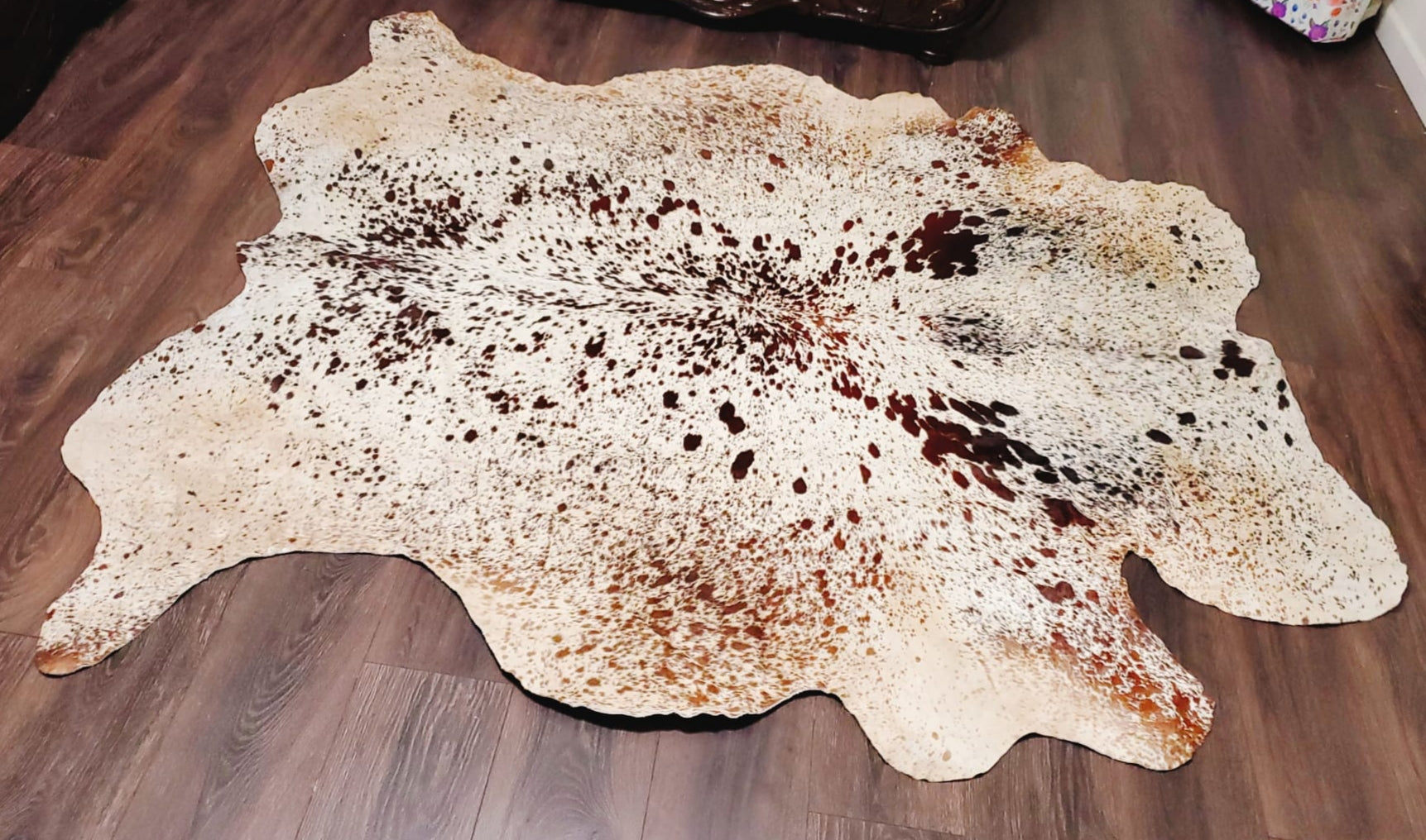 Real Tricolor Cow Skin Area Rug Hair on Leather Hide 6.5 ft X 6.5 ft - 45 x 45 sq.ft Approx. Multicolor Led Lights, Motion Sensor, USB & Battery Power Option
